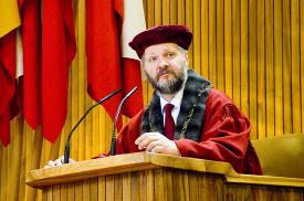 Rektor UK prof. RNDr. Václav Hampl, DrSc.